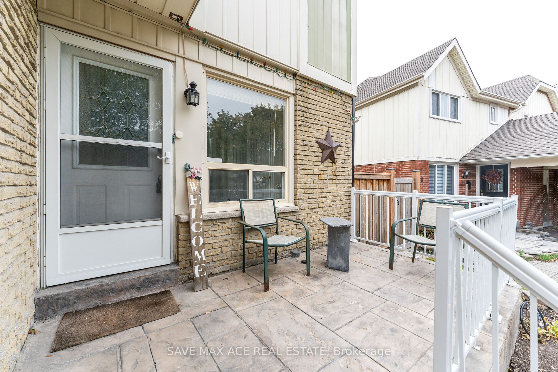 44 Terryhill Sq