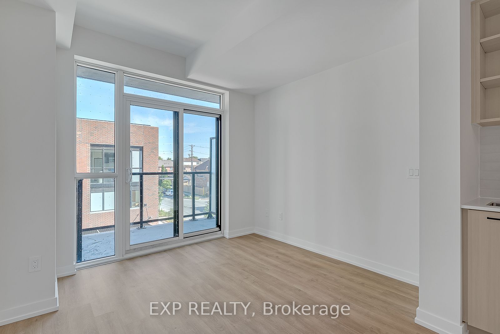 2300 St. Clair Ave W, #311
