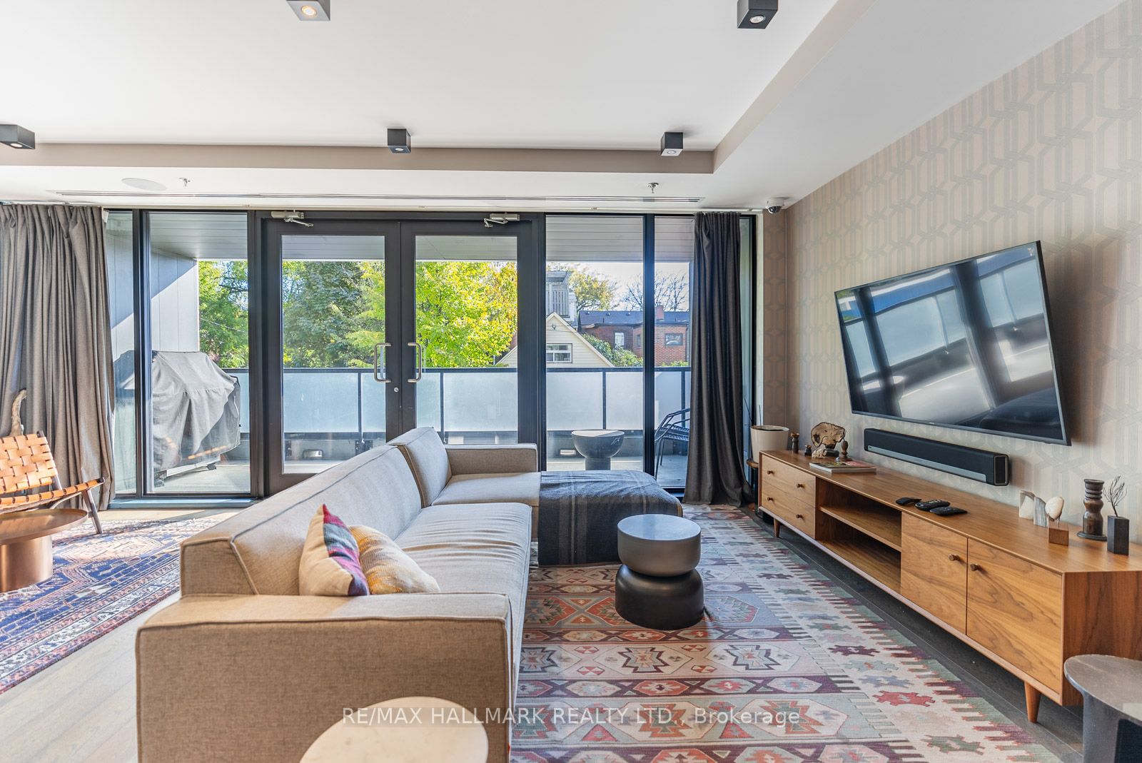 530 Indian Grove, #318