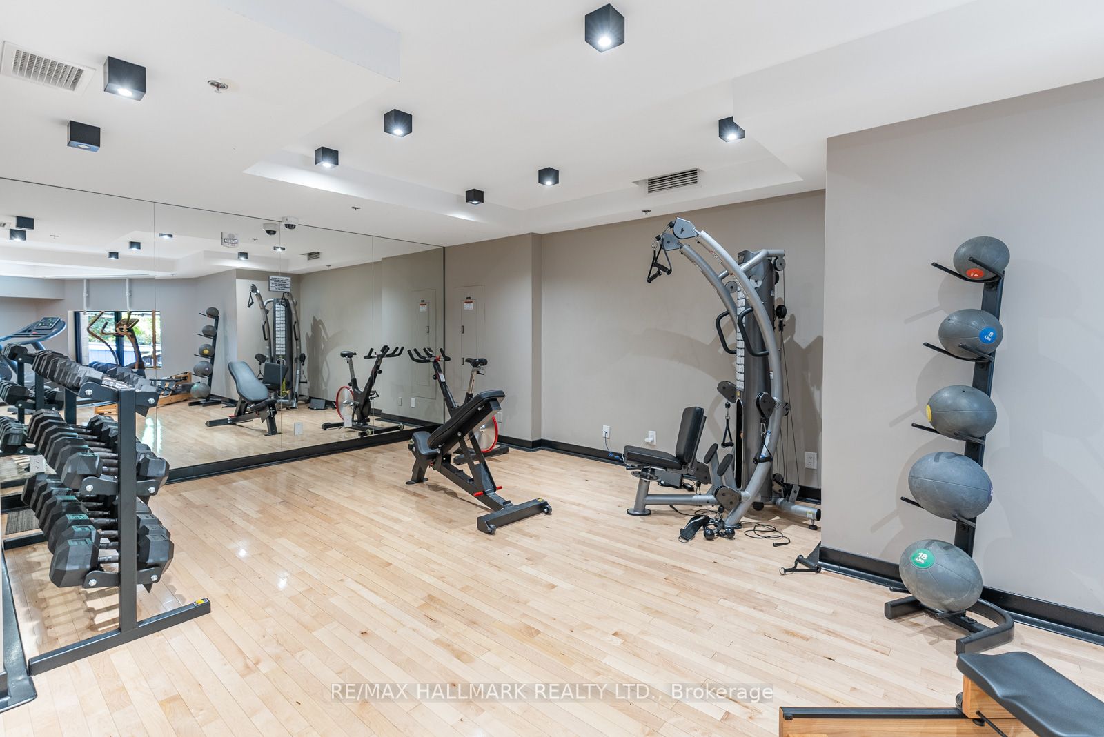 530 Indian Grove, #318