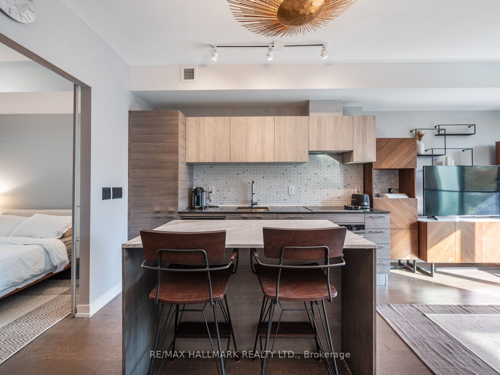 530 Indian Grove, #318