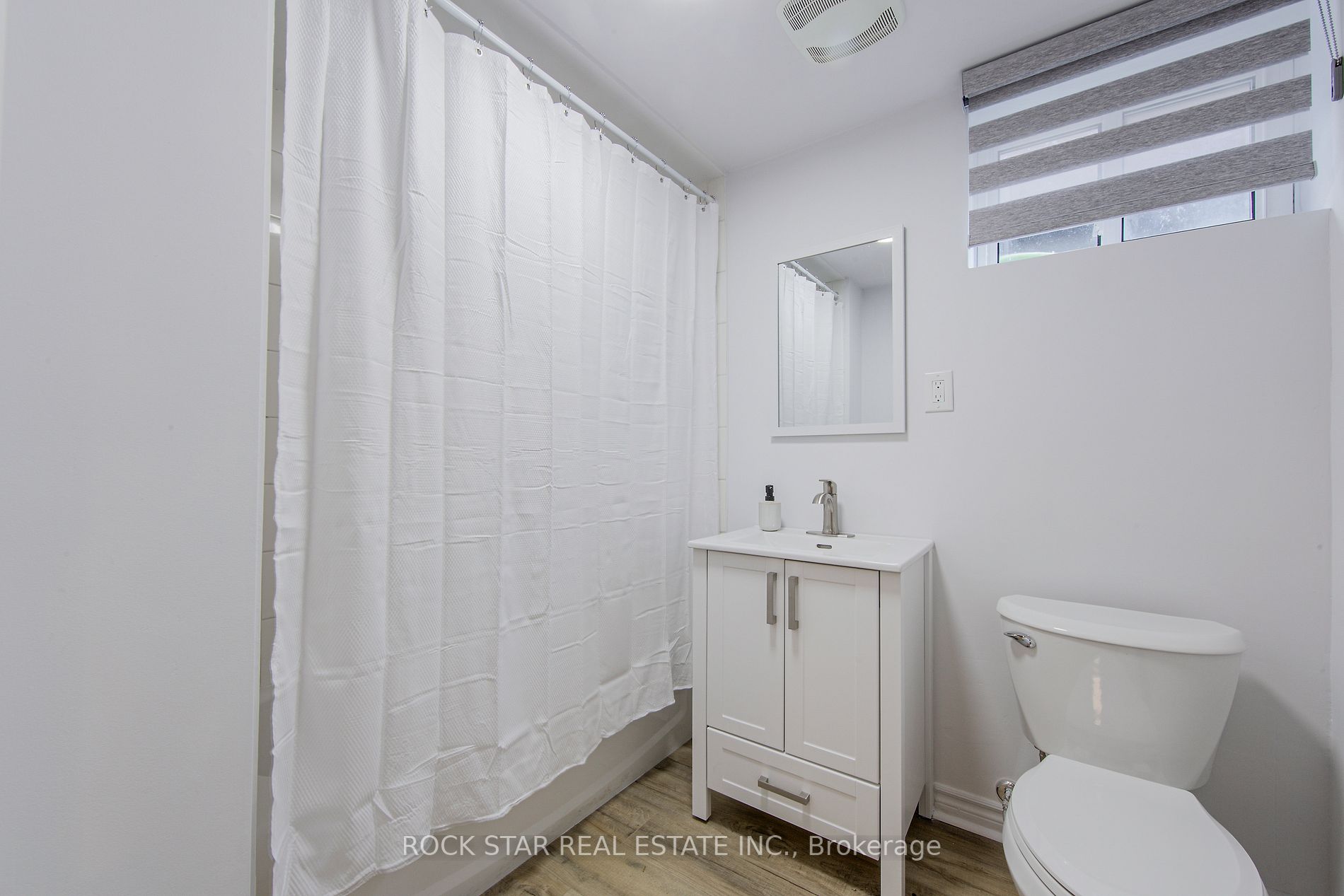 70 Wilton Dr