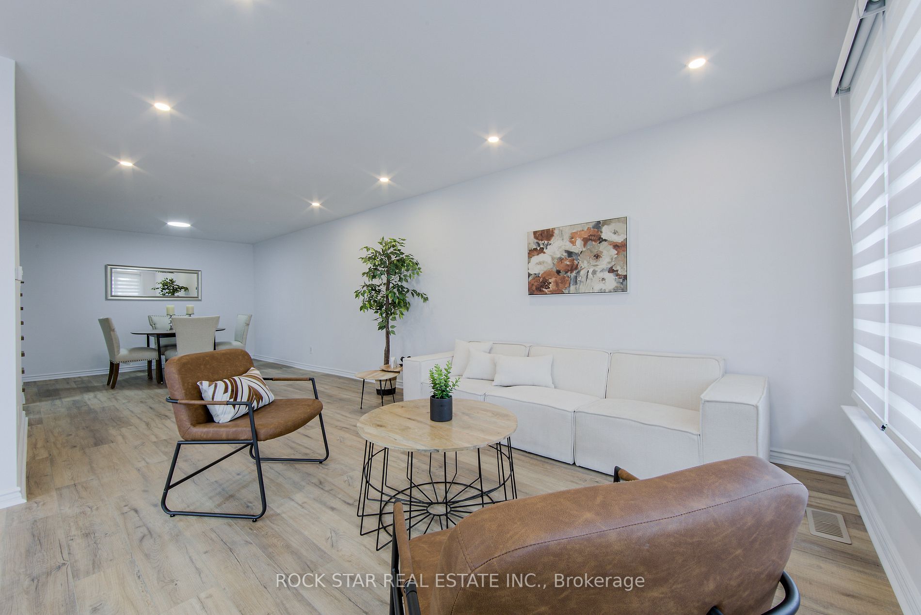 70 Wilton Dr