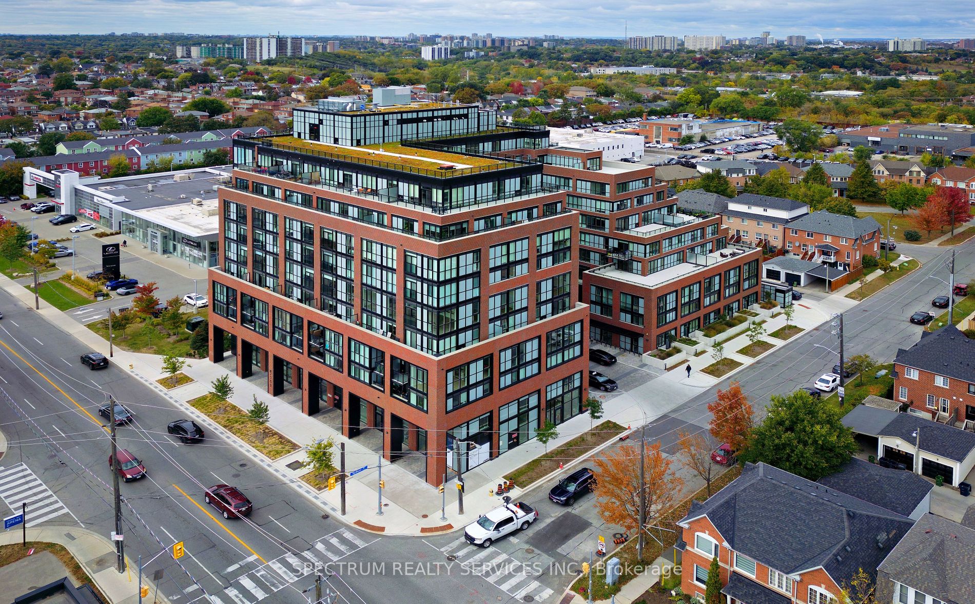2300 St Clair Ave W, #709