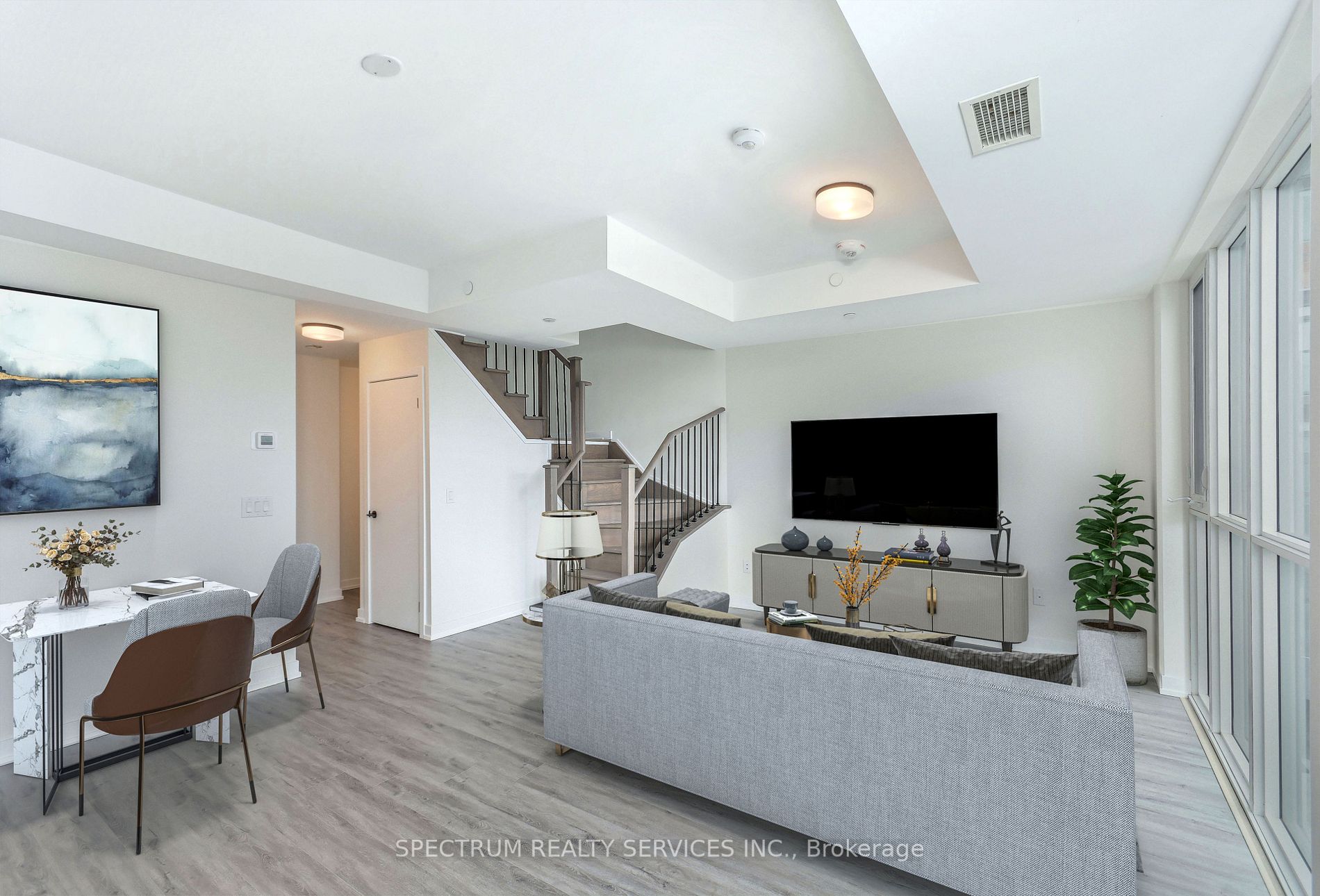 2300 St Clair Ave W, #725