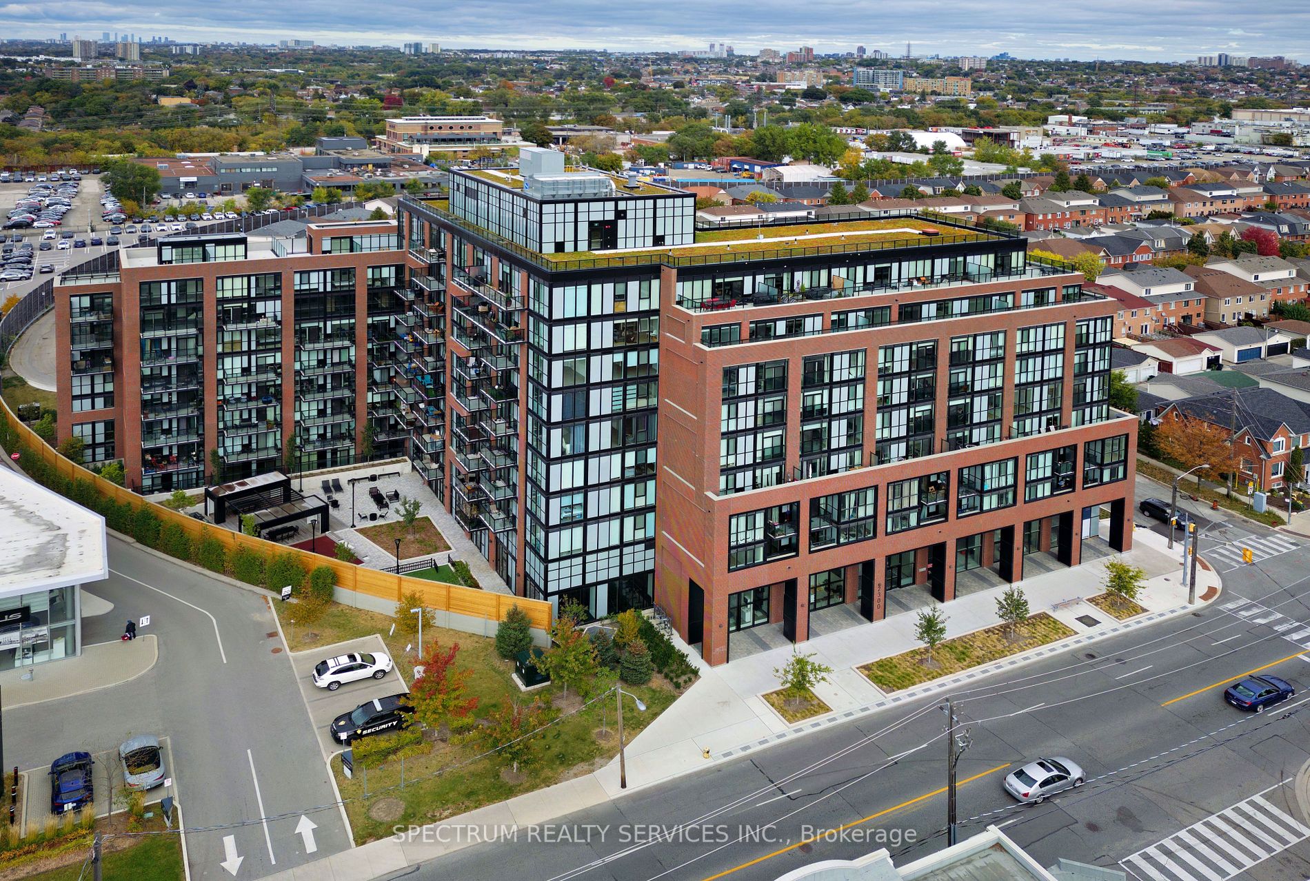 2300 St Clair Ave W, #725