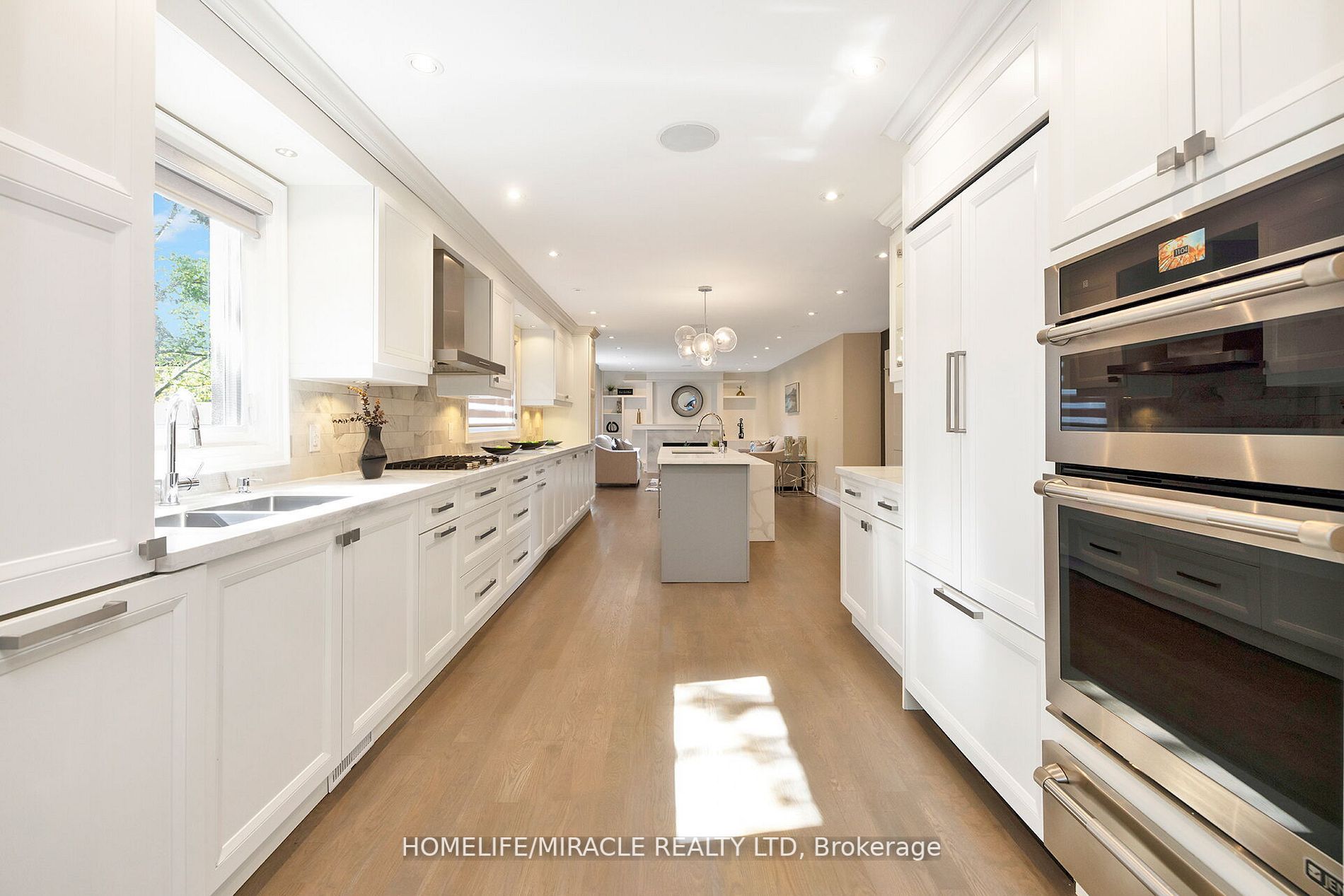 2068 Mississauga Rd