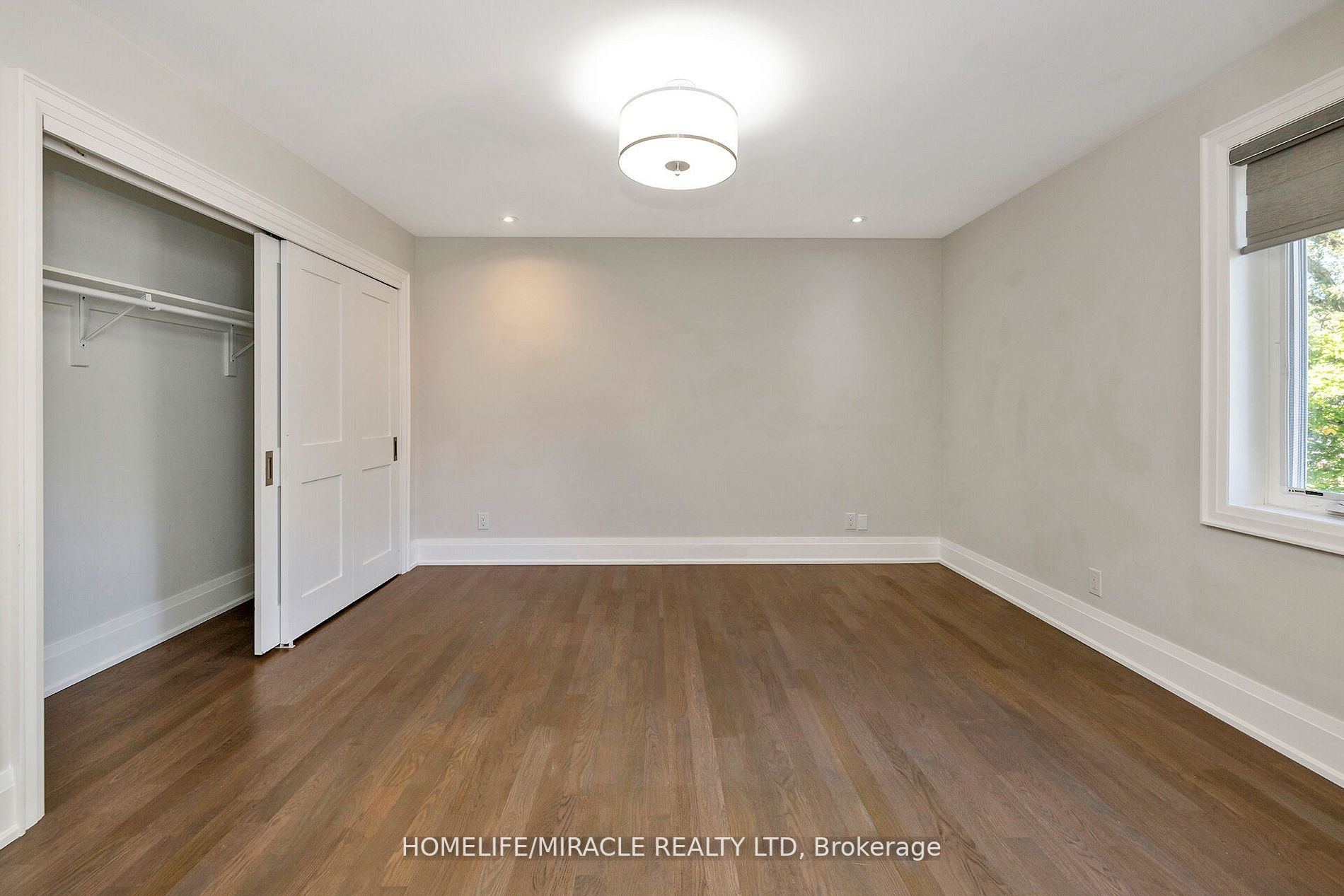 2068 Mississauga Rd