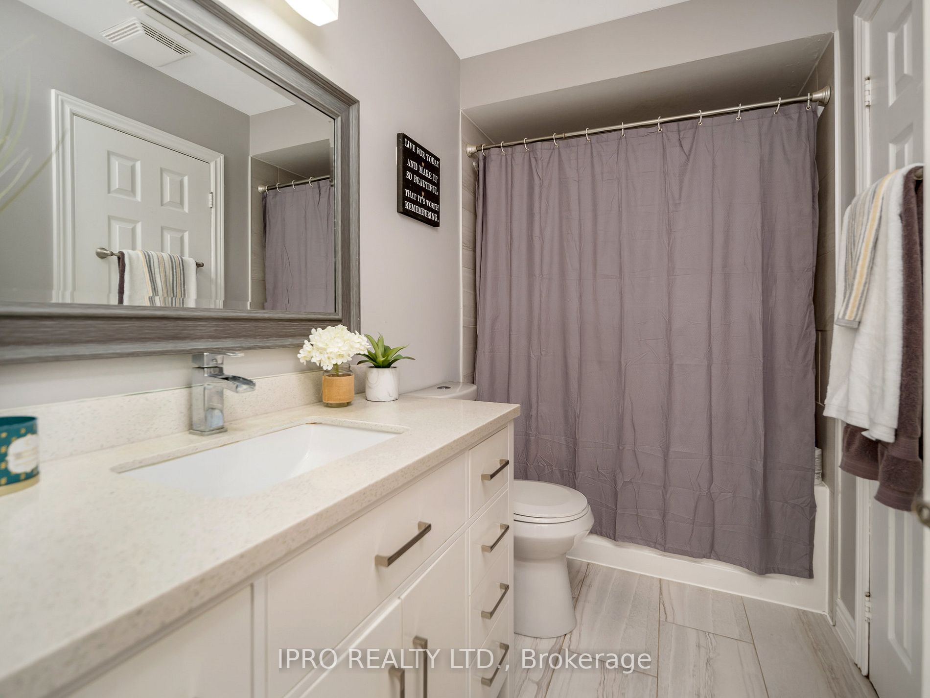 38 Birchway Place