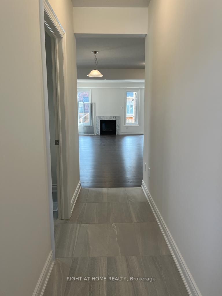 12 Ixworth Circle