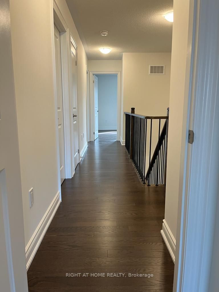 12 Ixworth Circle