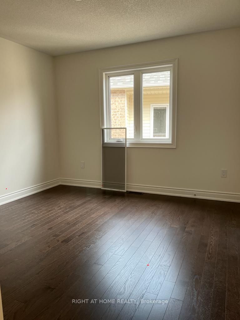 12 Ixworth Circle