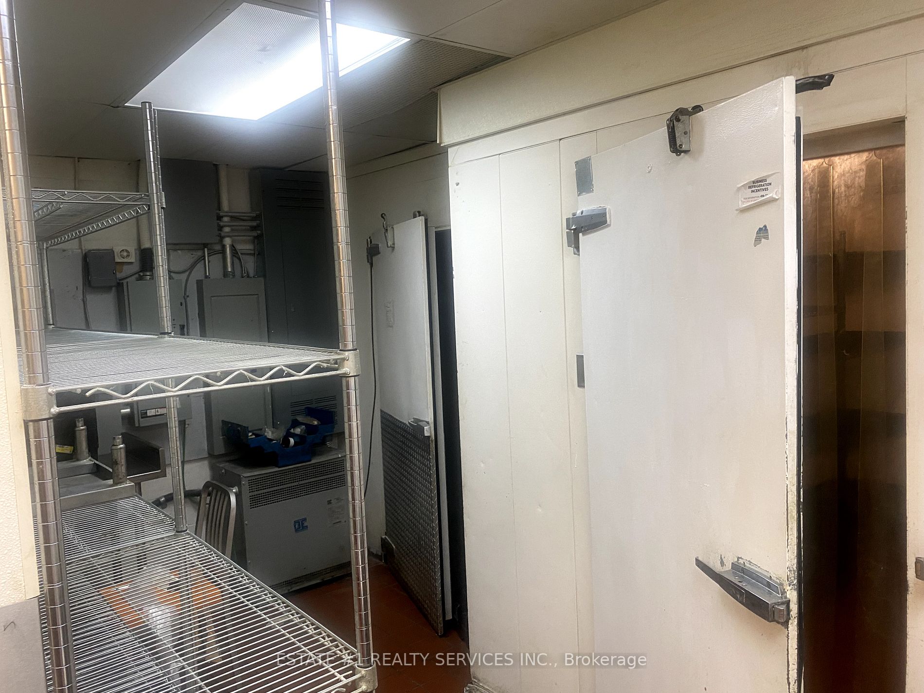 2765 Lake Shore Blvd W, #102