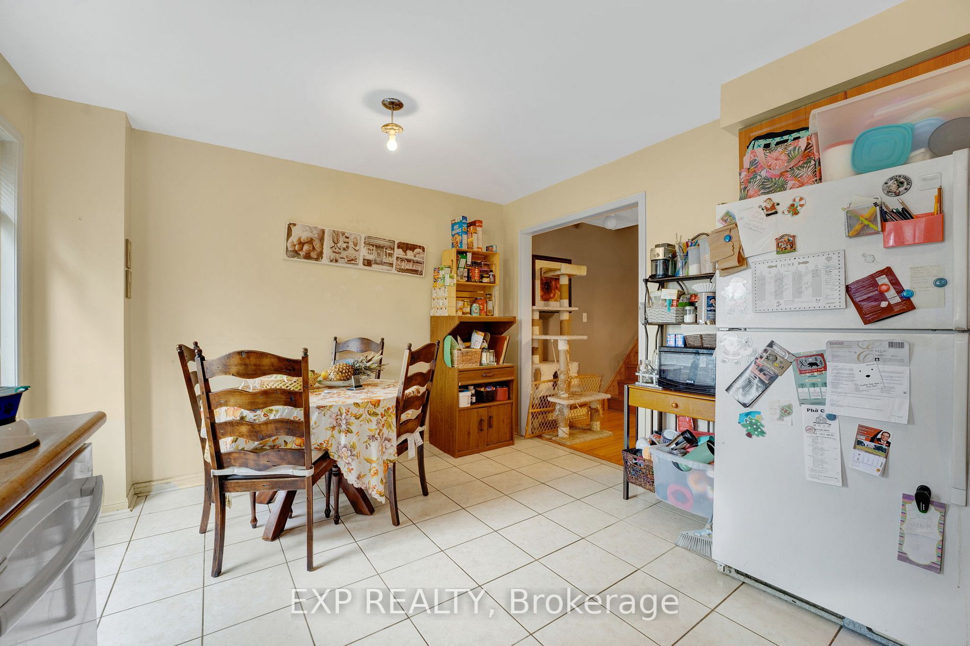 1128 Dundas St W, #92
