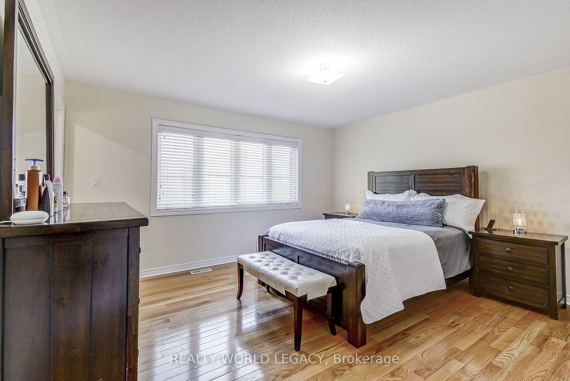 4636 Simmons Rd
