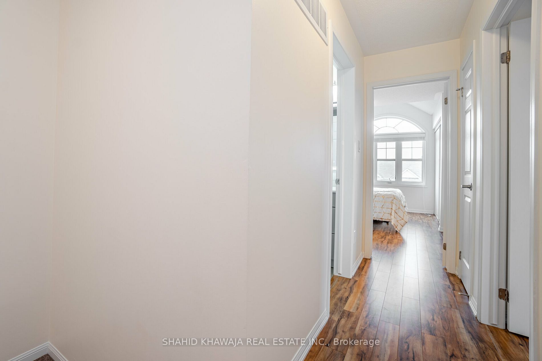 201 Woodley Crescent