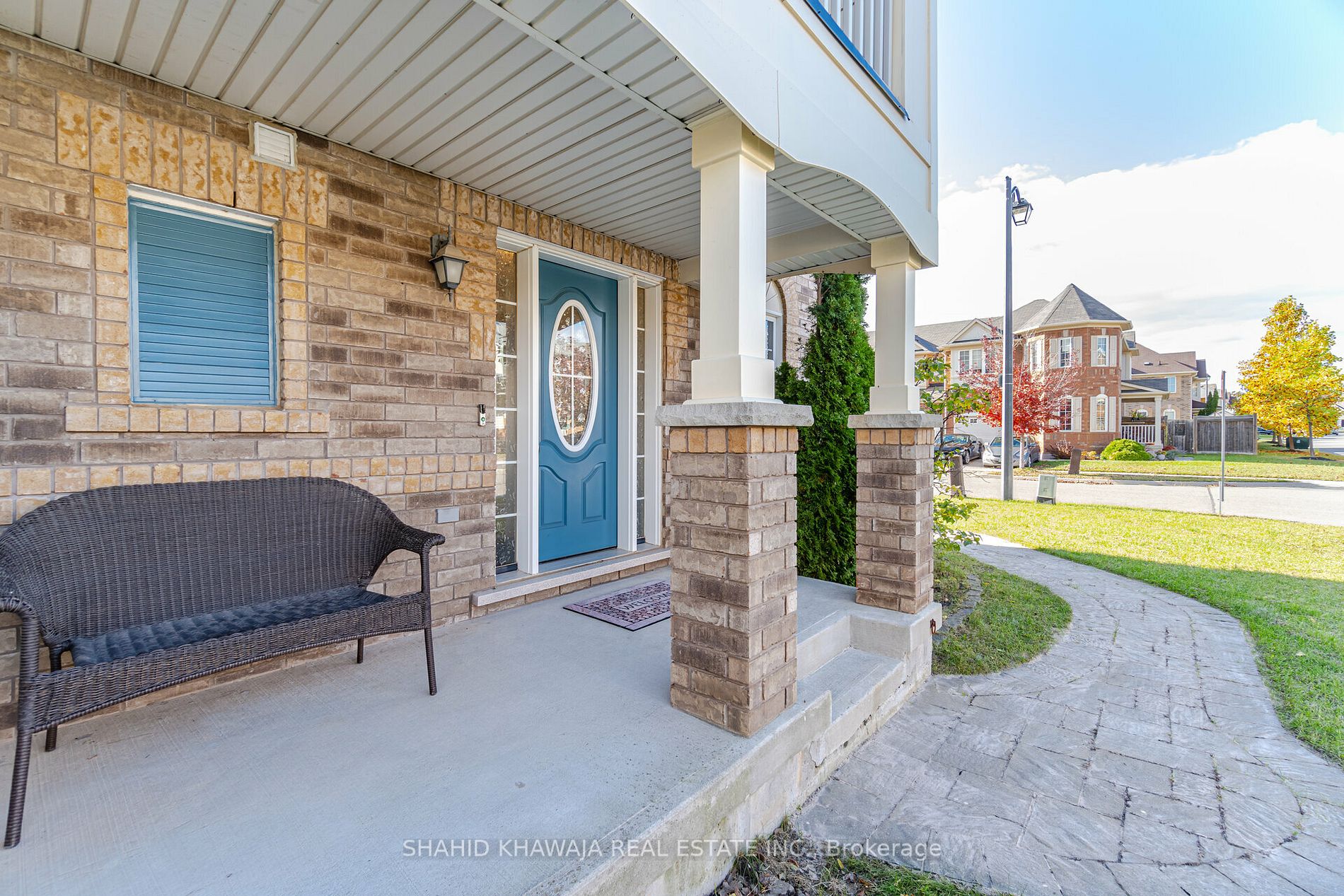 201 Woodley Crescent