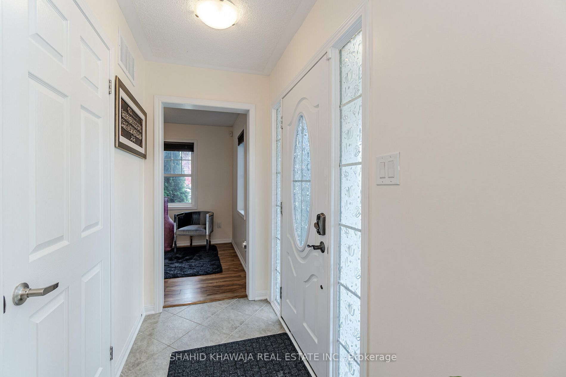 201 Woodley Crescent