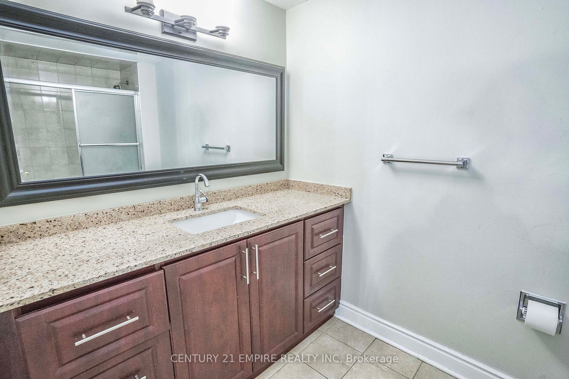 87 Sandmere Ave