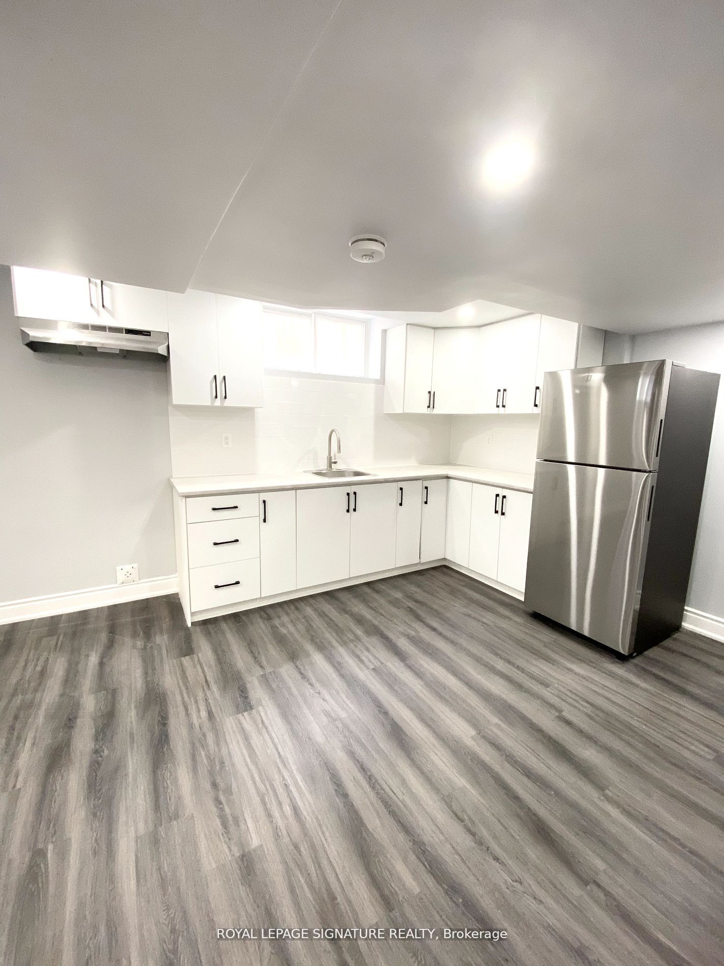 74 Baha Cres, #2