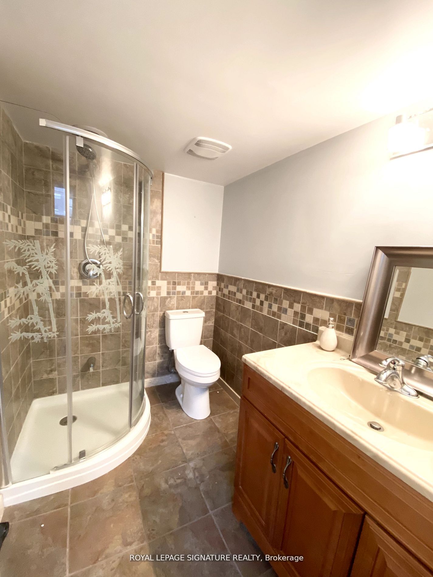 74 Baha Cres, #2