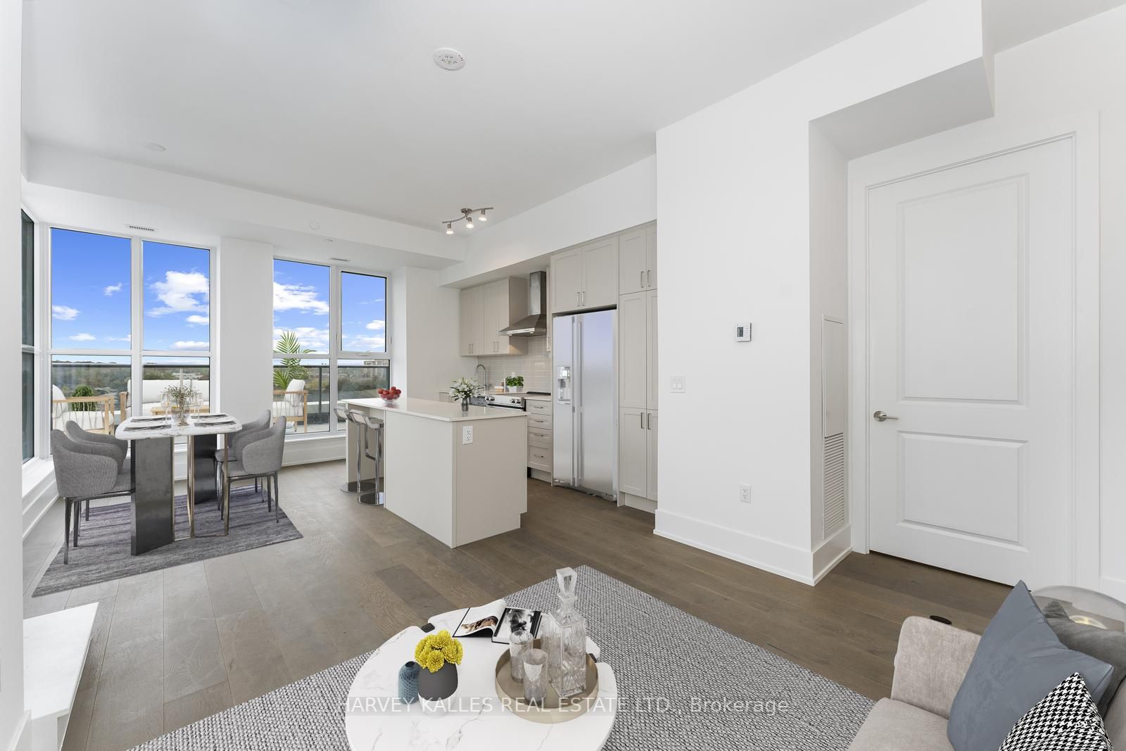 1063 Douglas Mccurdy Comm Circ, #702