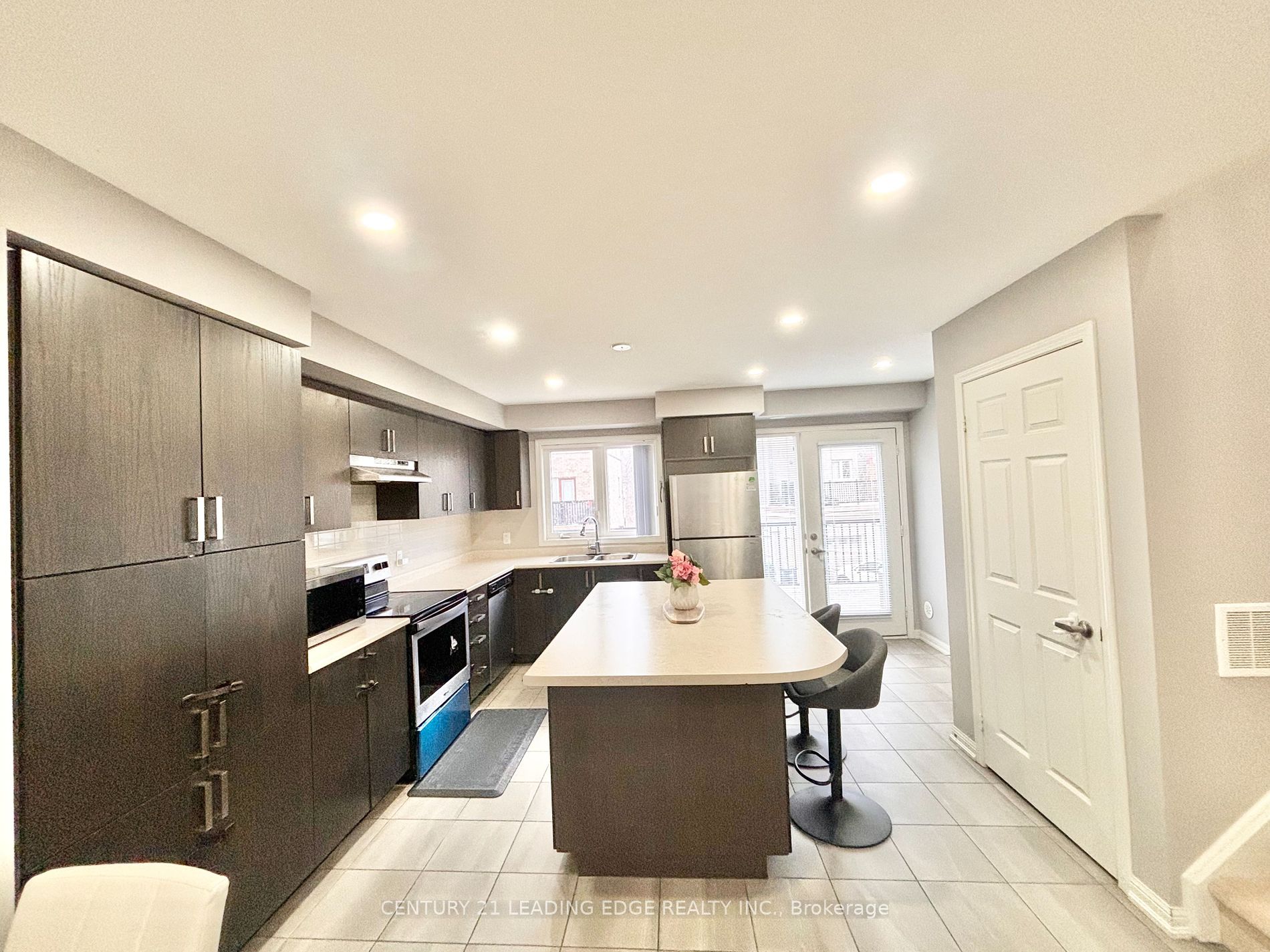 1 Beckenrose Crt, #140