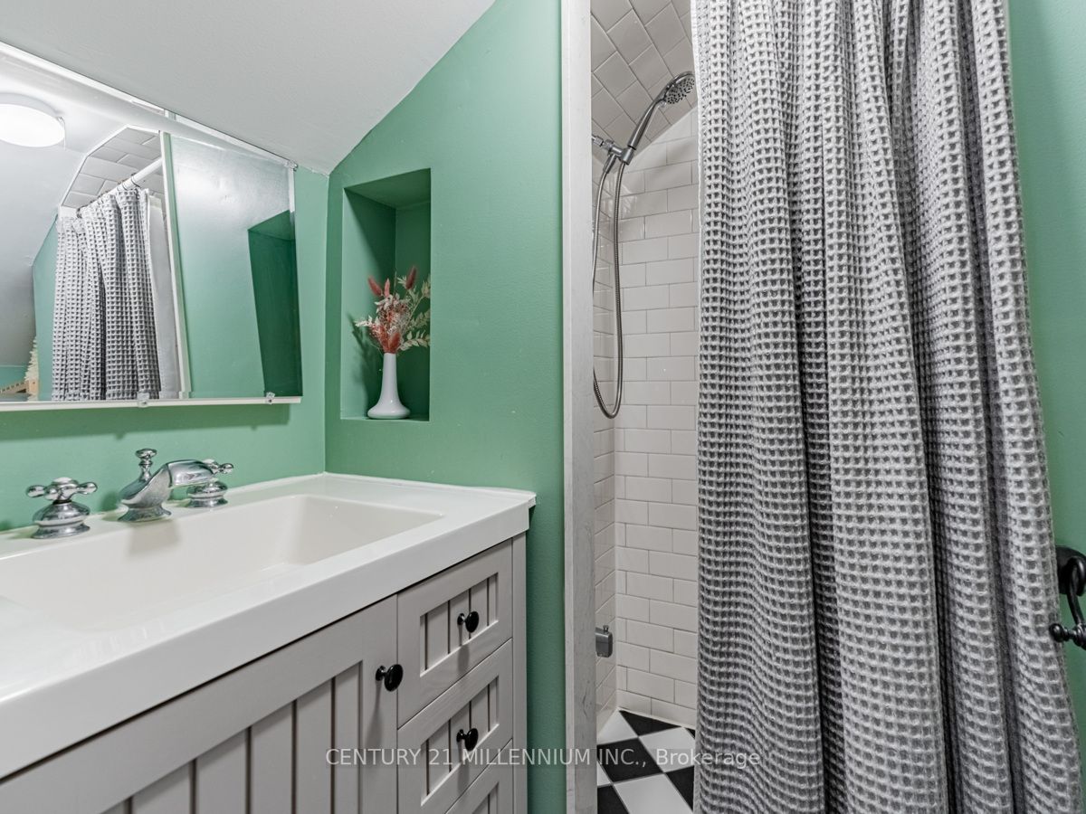 38 Mcfaul St