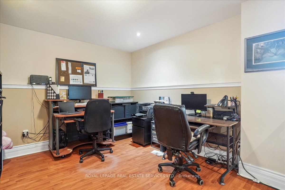 12 Kingsley Rd