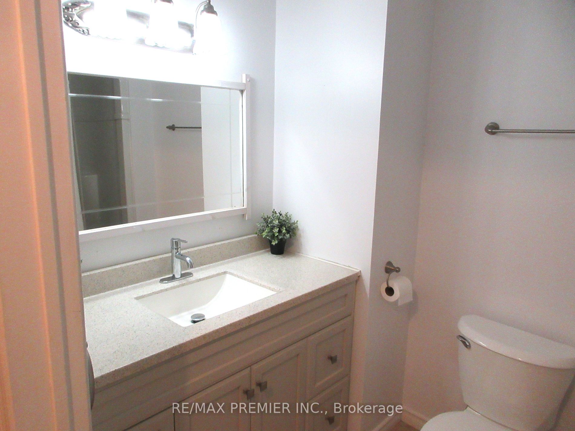 27 Boreham Circ