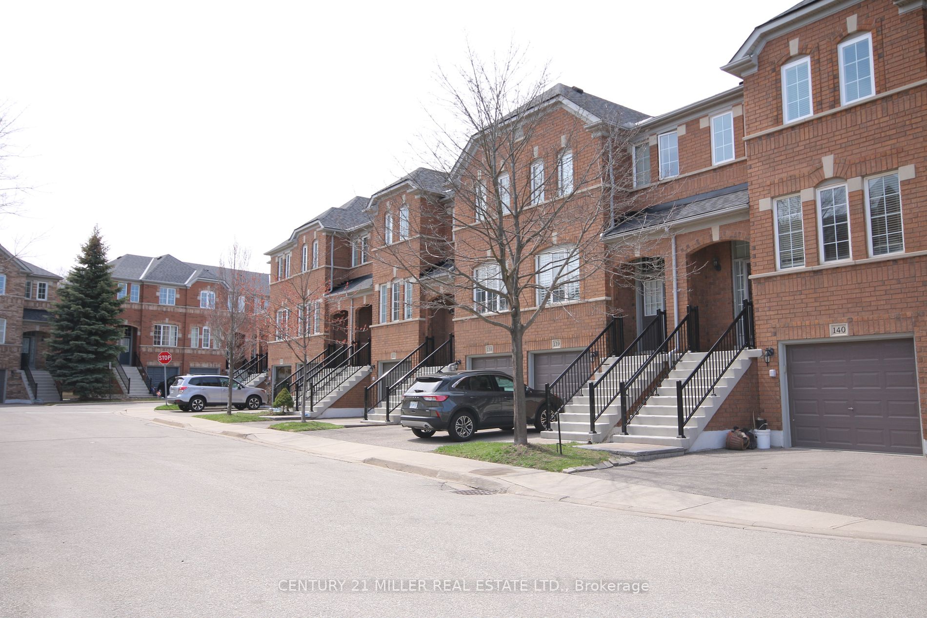 5530 Glen Erin Dr, #140