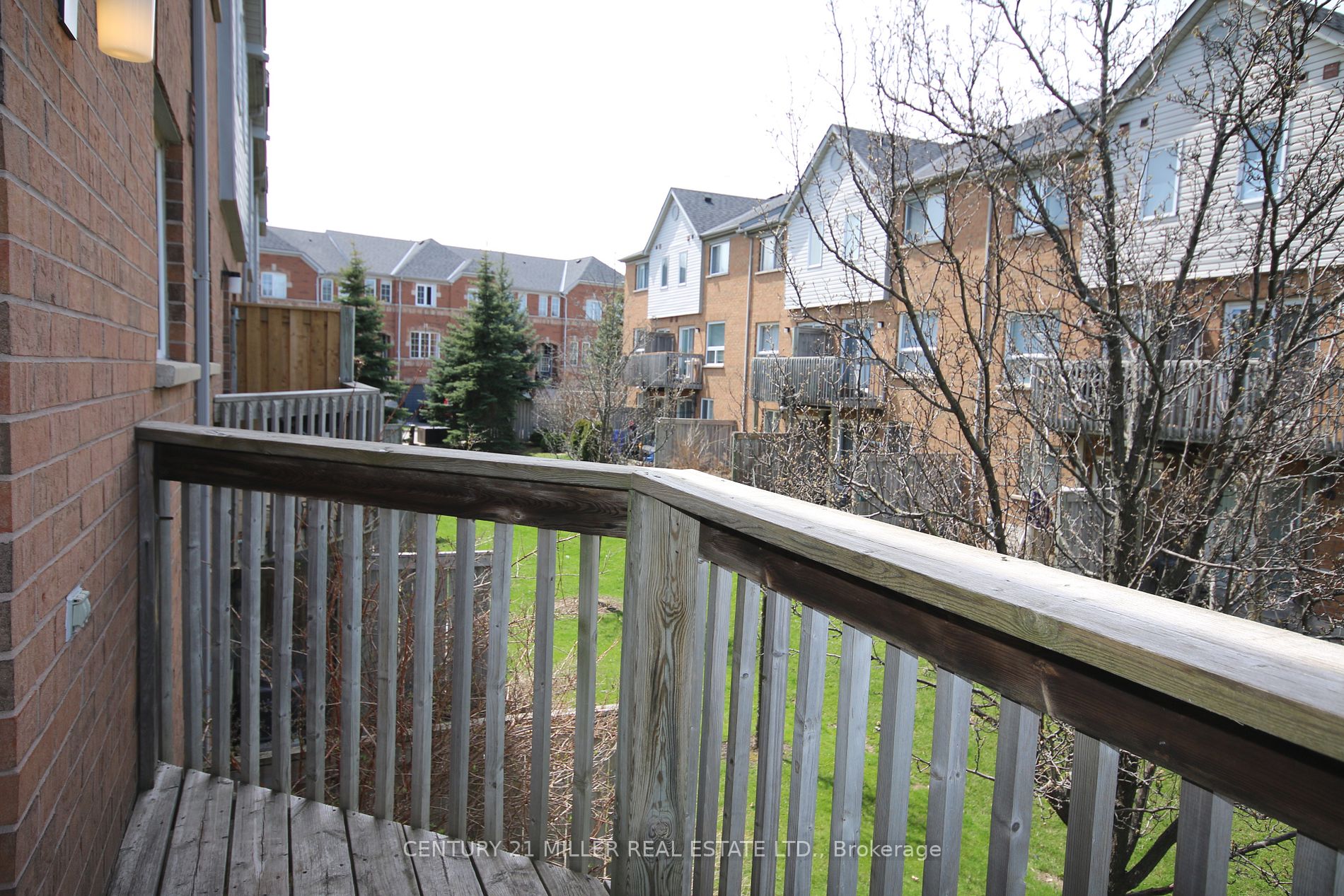 5530 Glen Erin Dr, #140