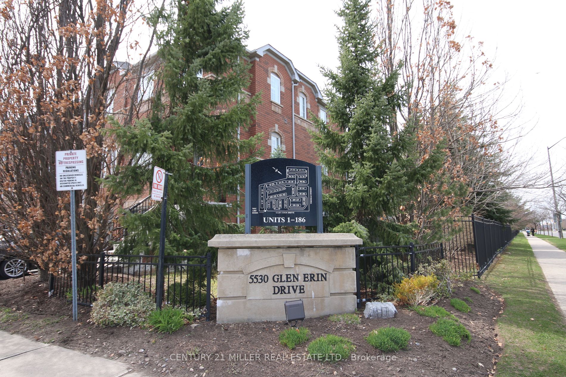 5530 Glen Erin Dr, #140