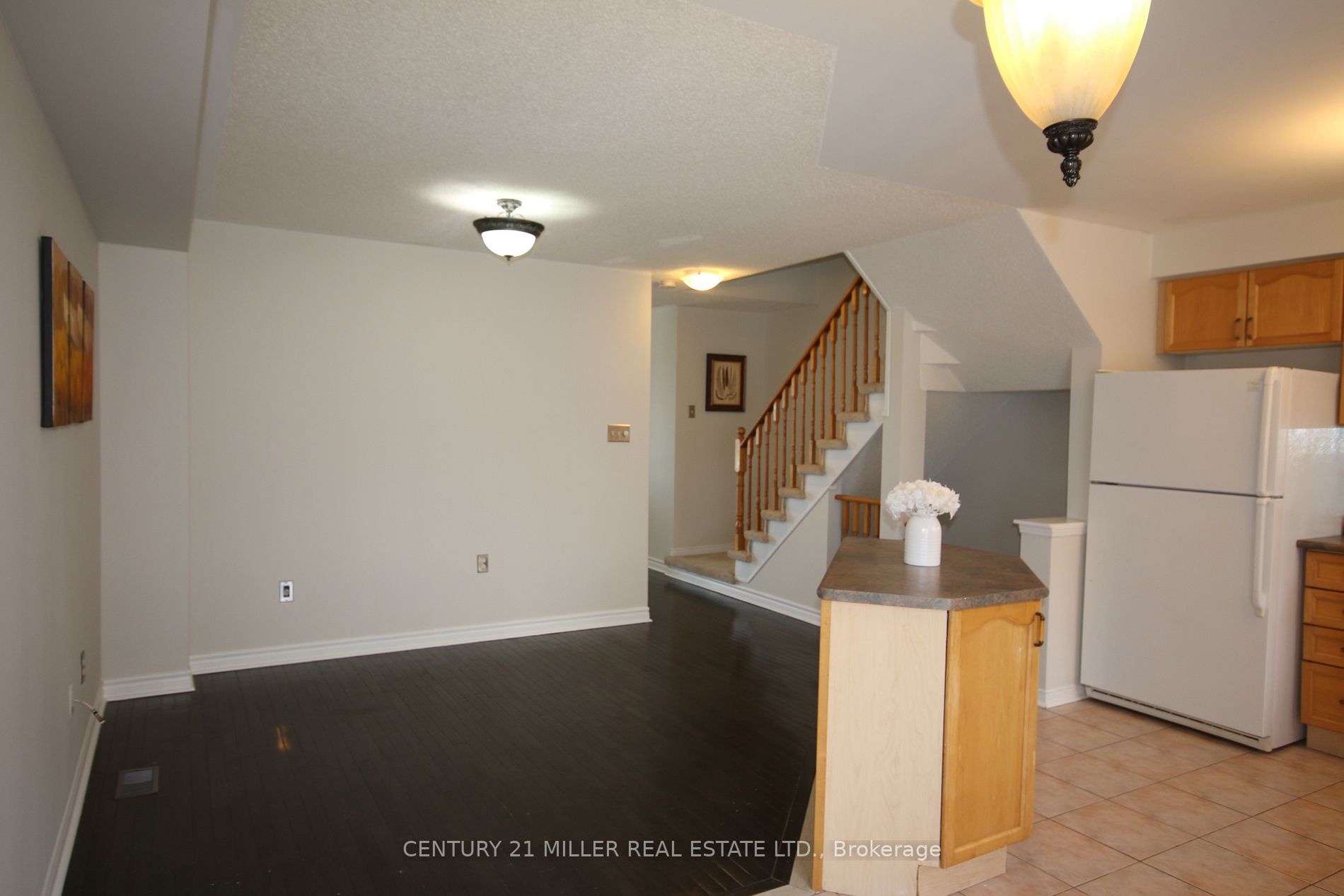 5530 Glen Erin Dr, #140