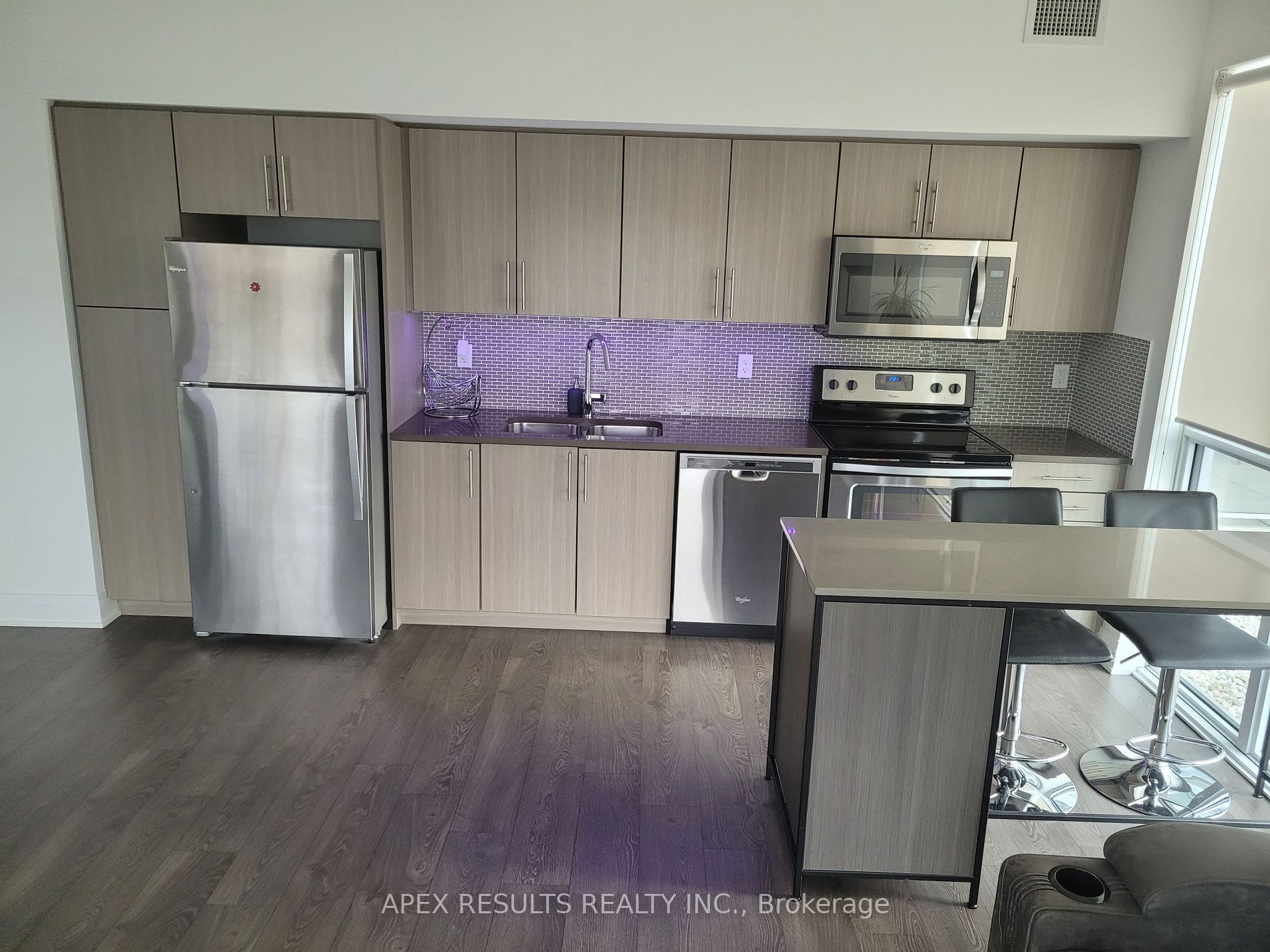 55 Speers Rd, #411