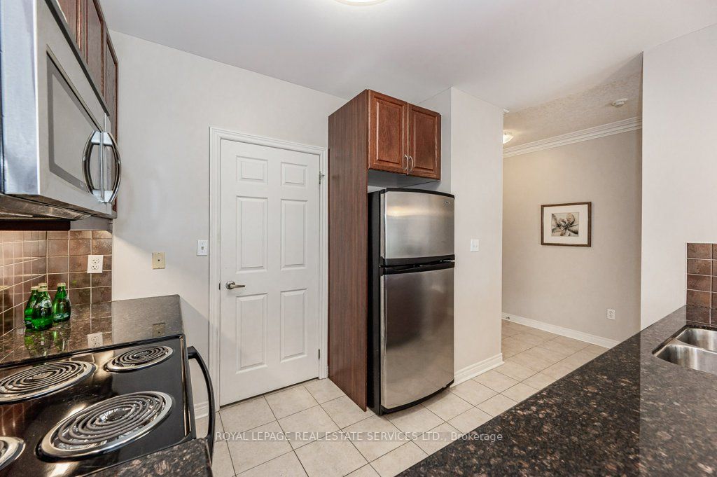 1980 Imperial Way, #609