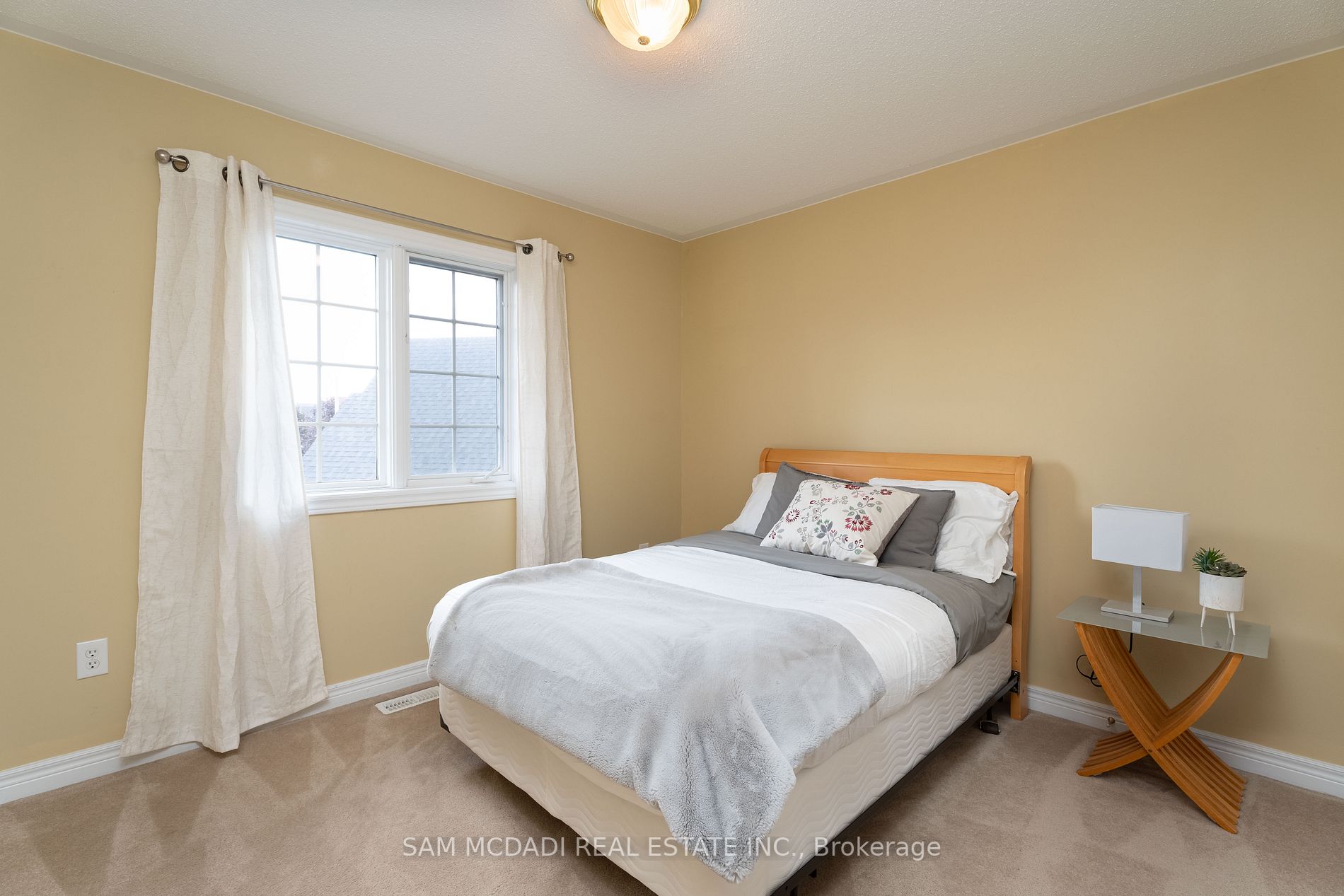 96 Thomas St