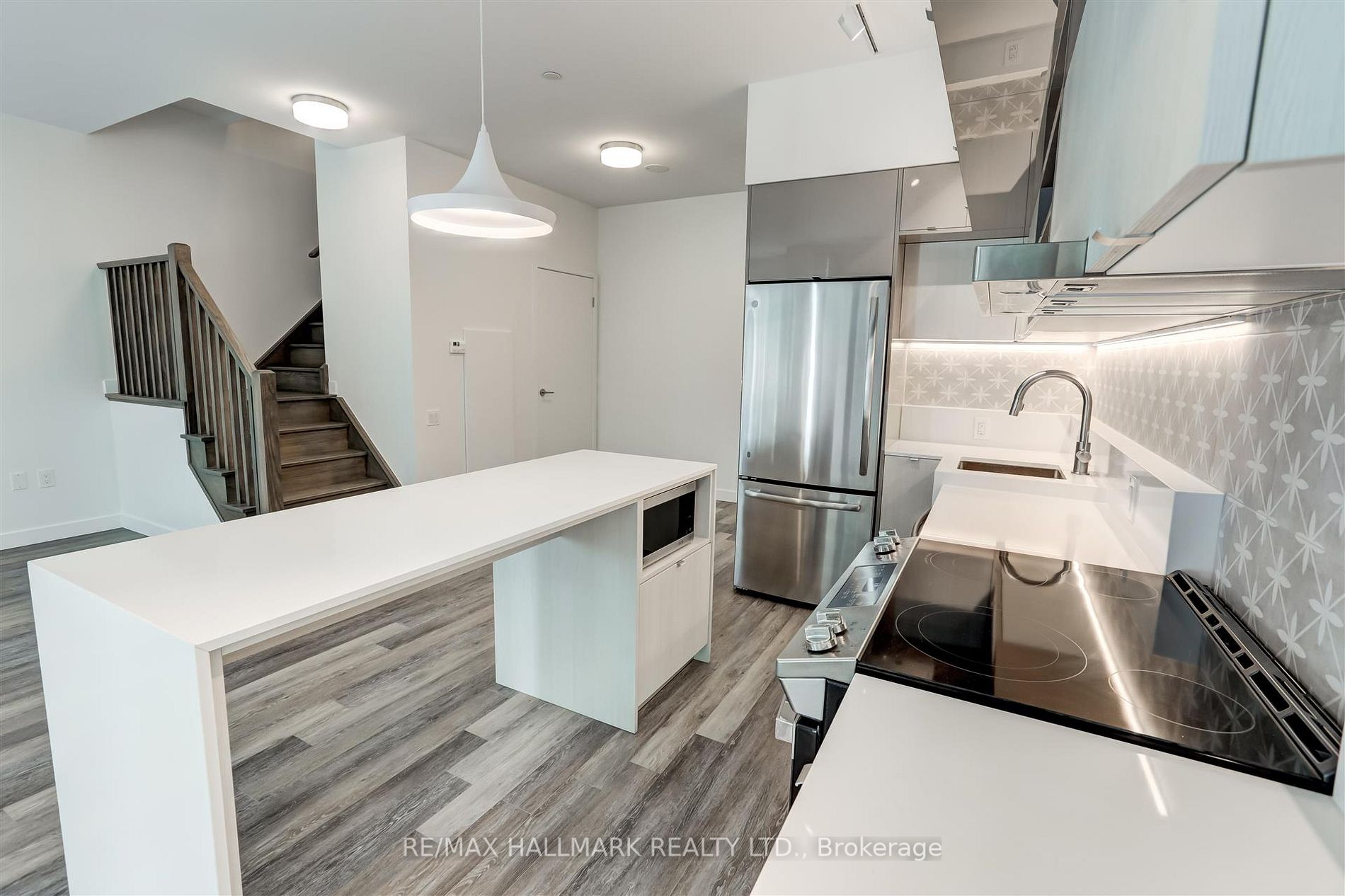 50 High Park Ave, #Th101