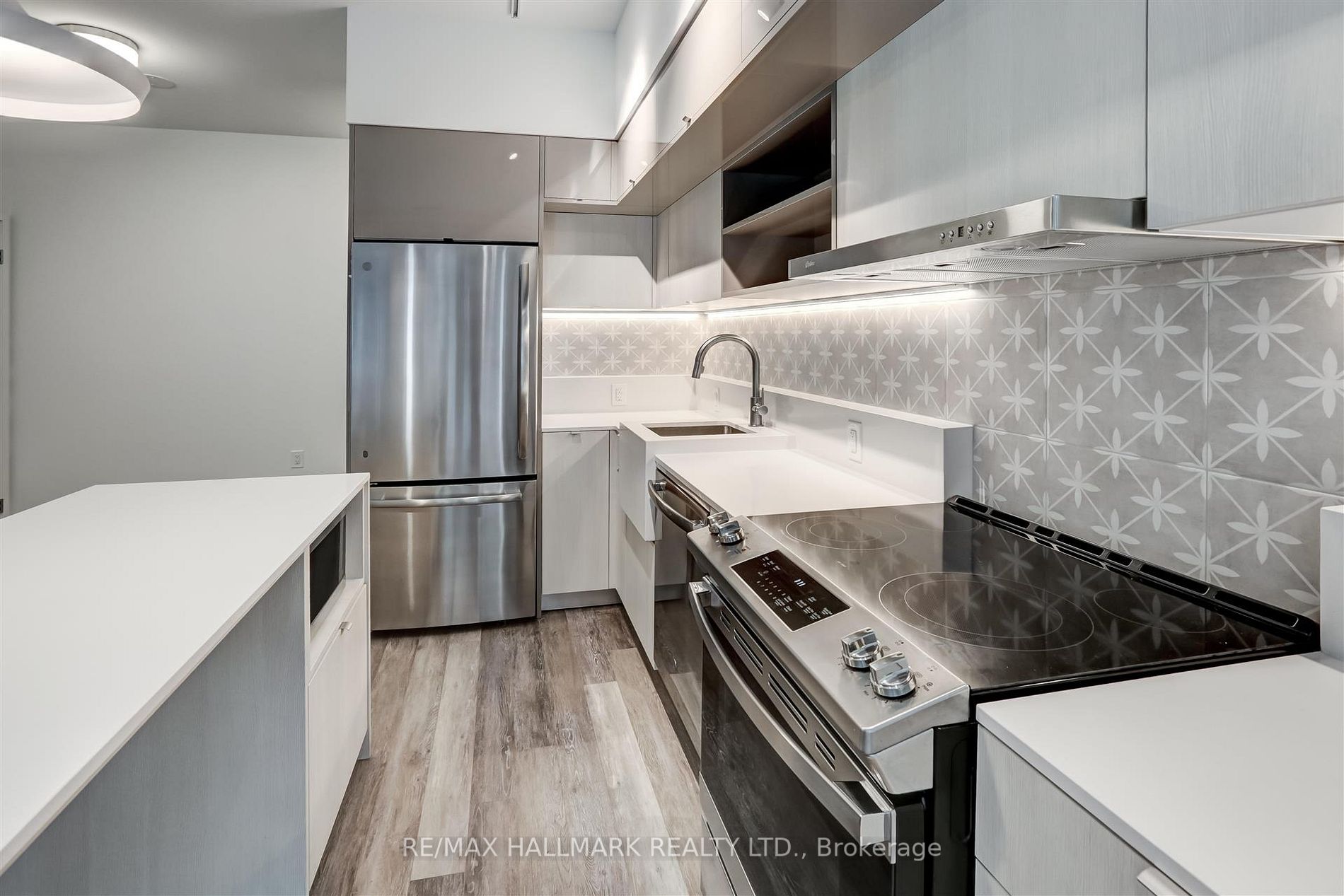 50 High Park Ave, #Th101