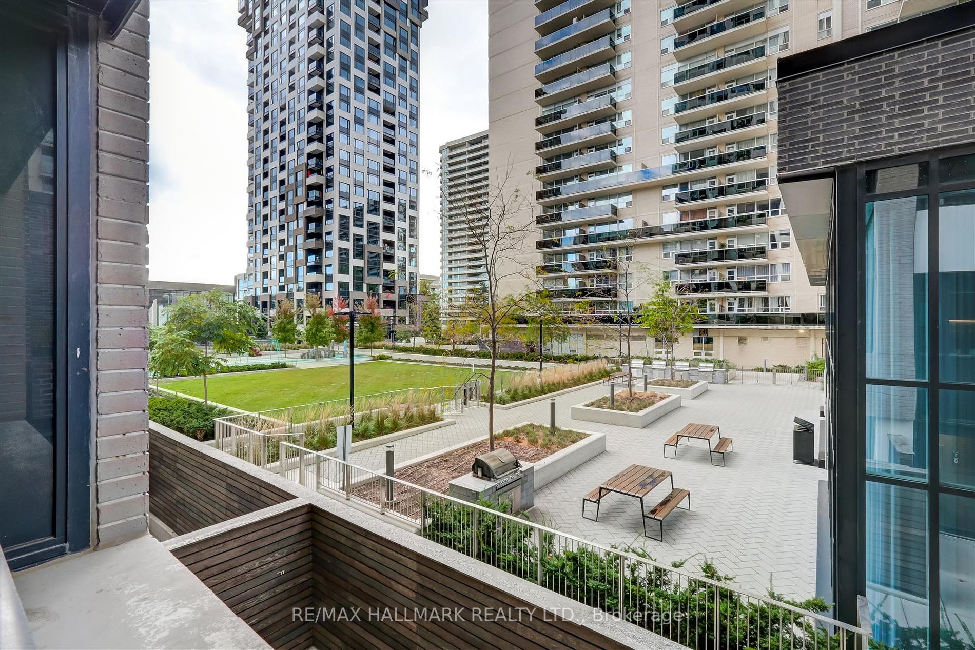 50 High Park Ave, #Th101