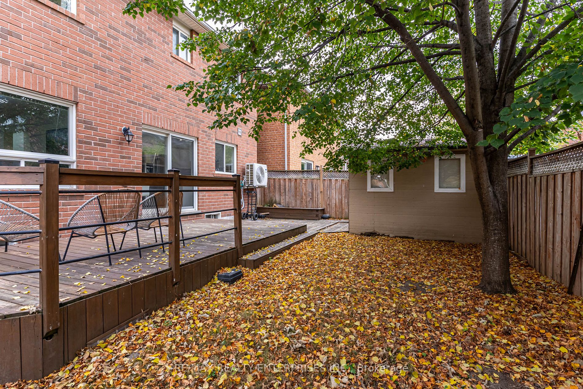 50 Dunure Cres