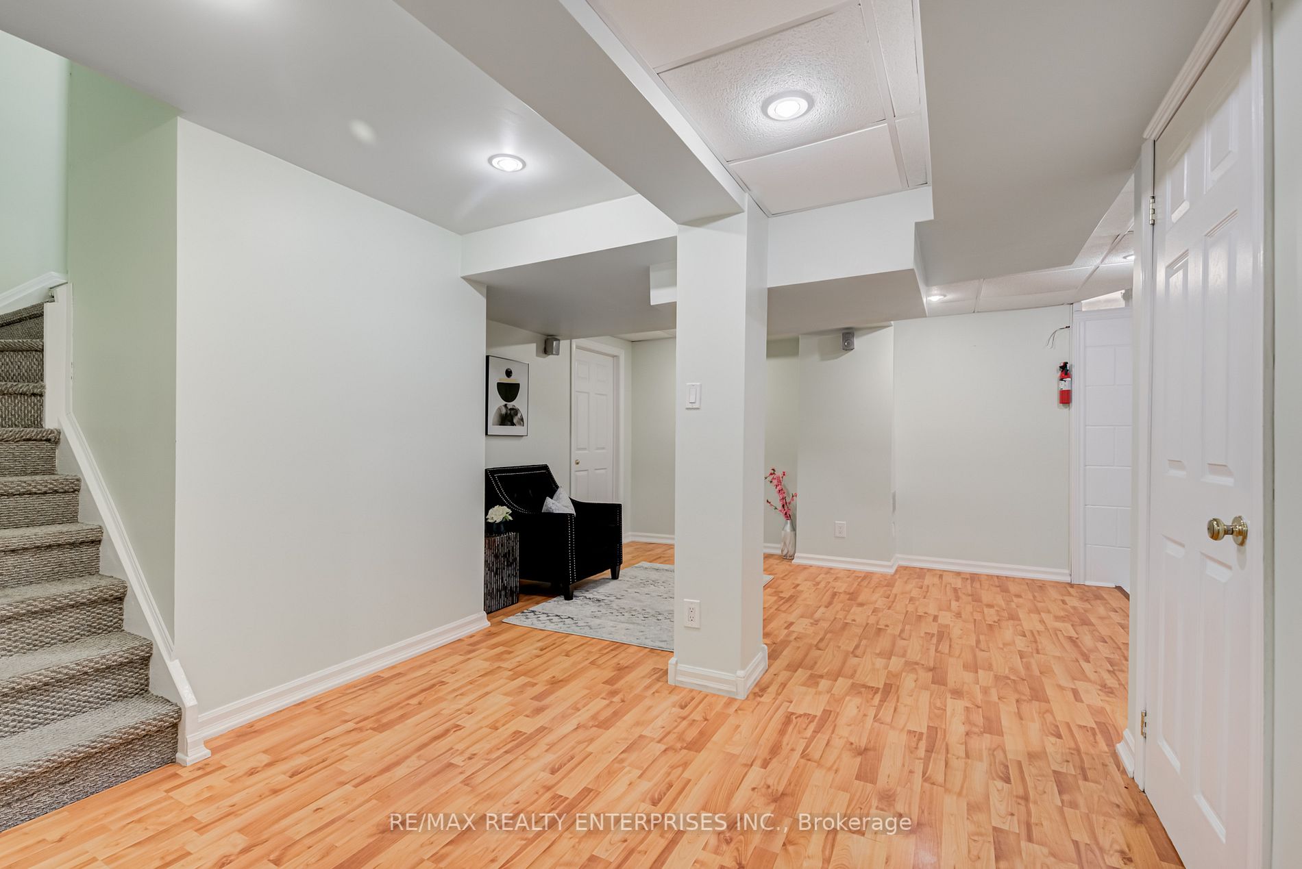 50 Dunure Cres