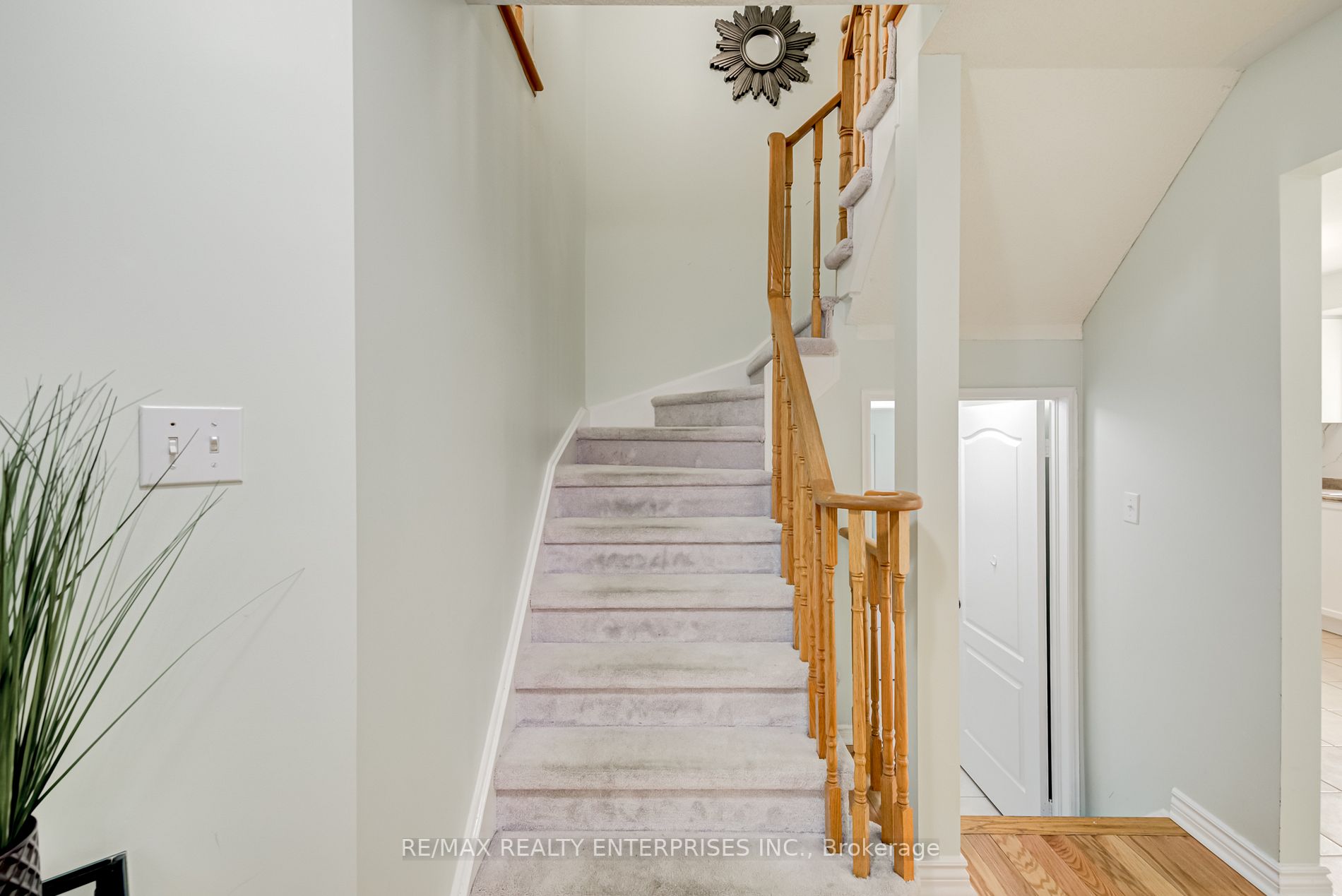 50 Dunure Cres