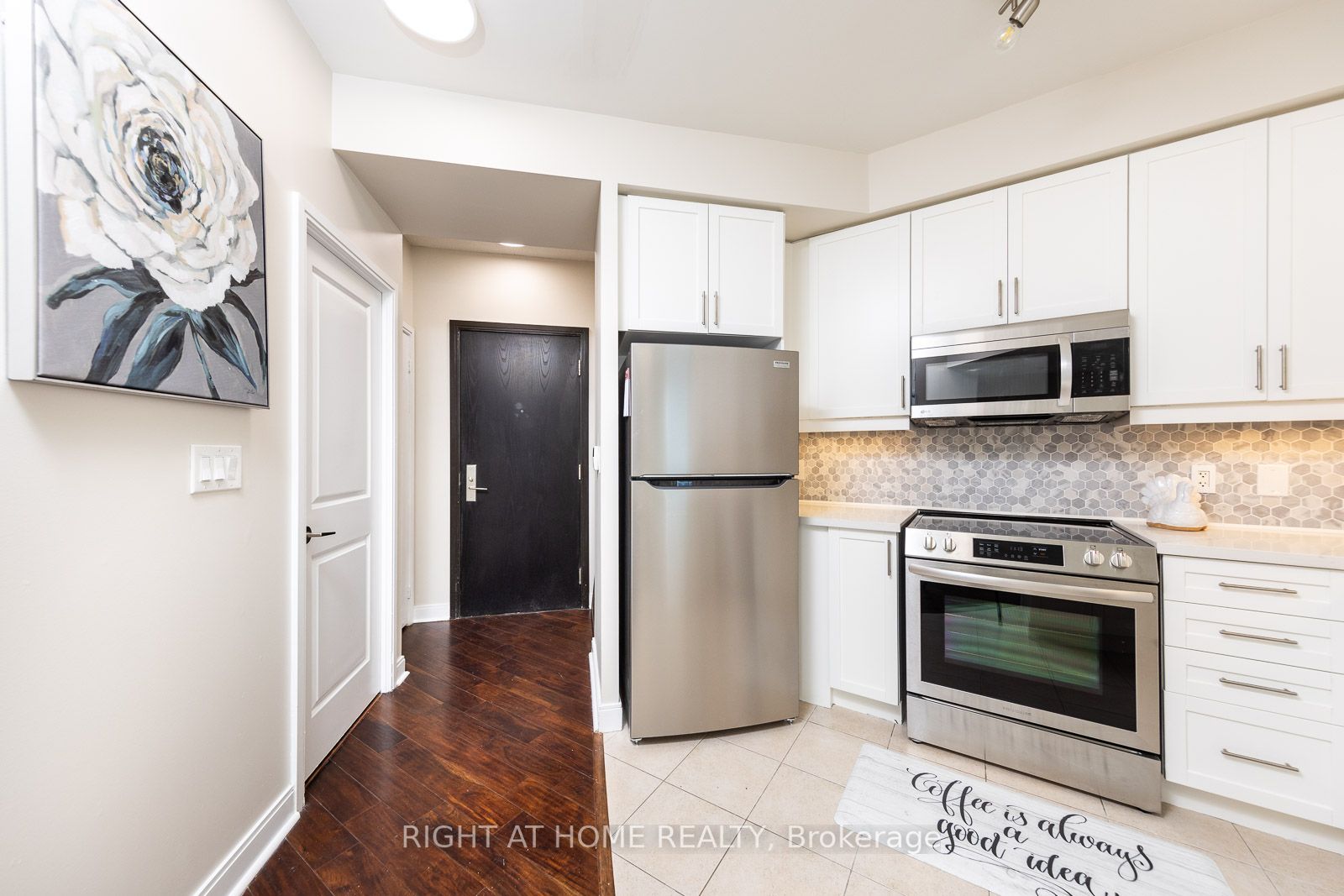 80 Absolute Ave, #2706