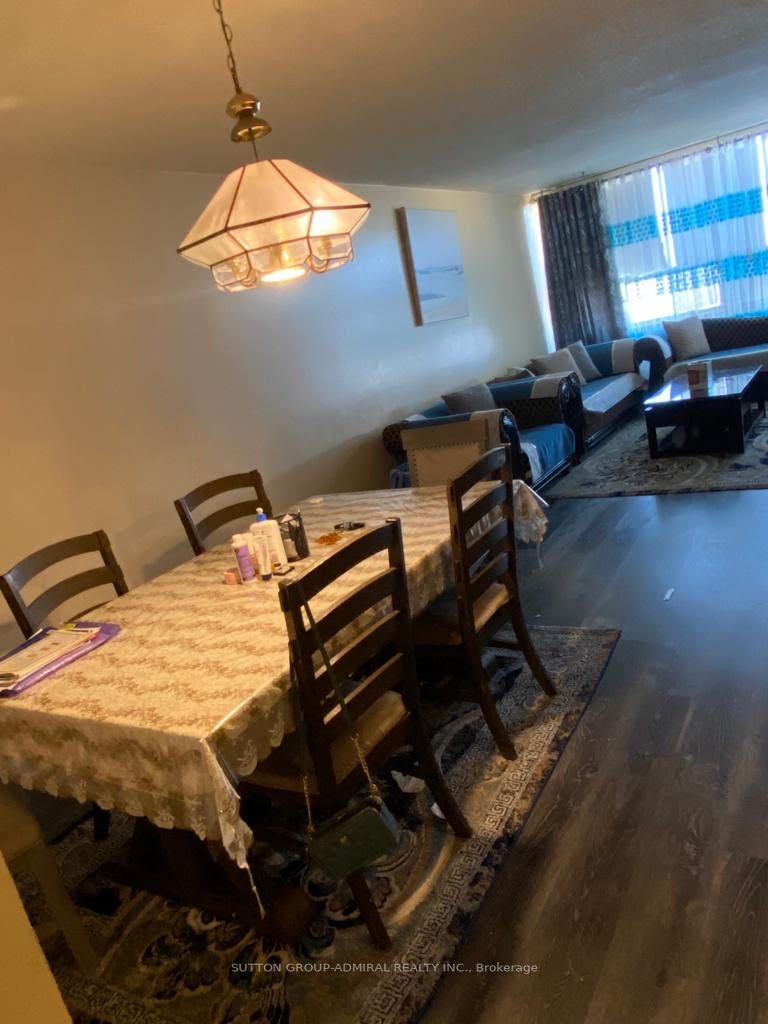 320 Dixon Rd, #2215