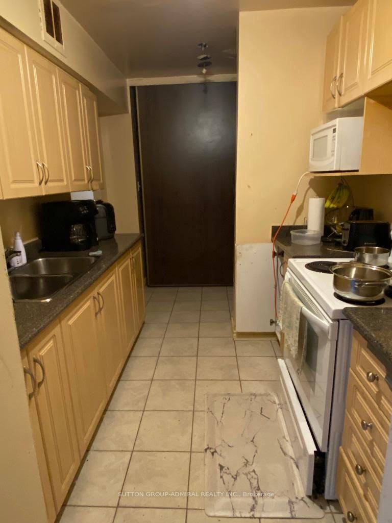 320 Dixon Rd, #2215