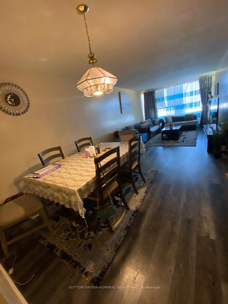 320 Dixon Rd, #2215