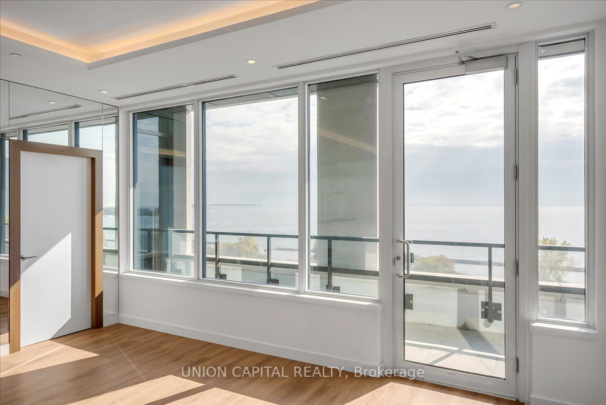 1926 Lakeshore Blvd W, #3216