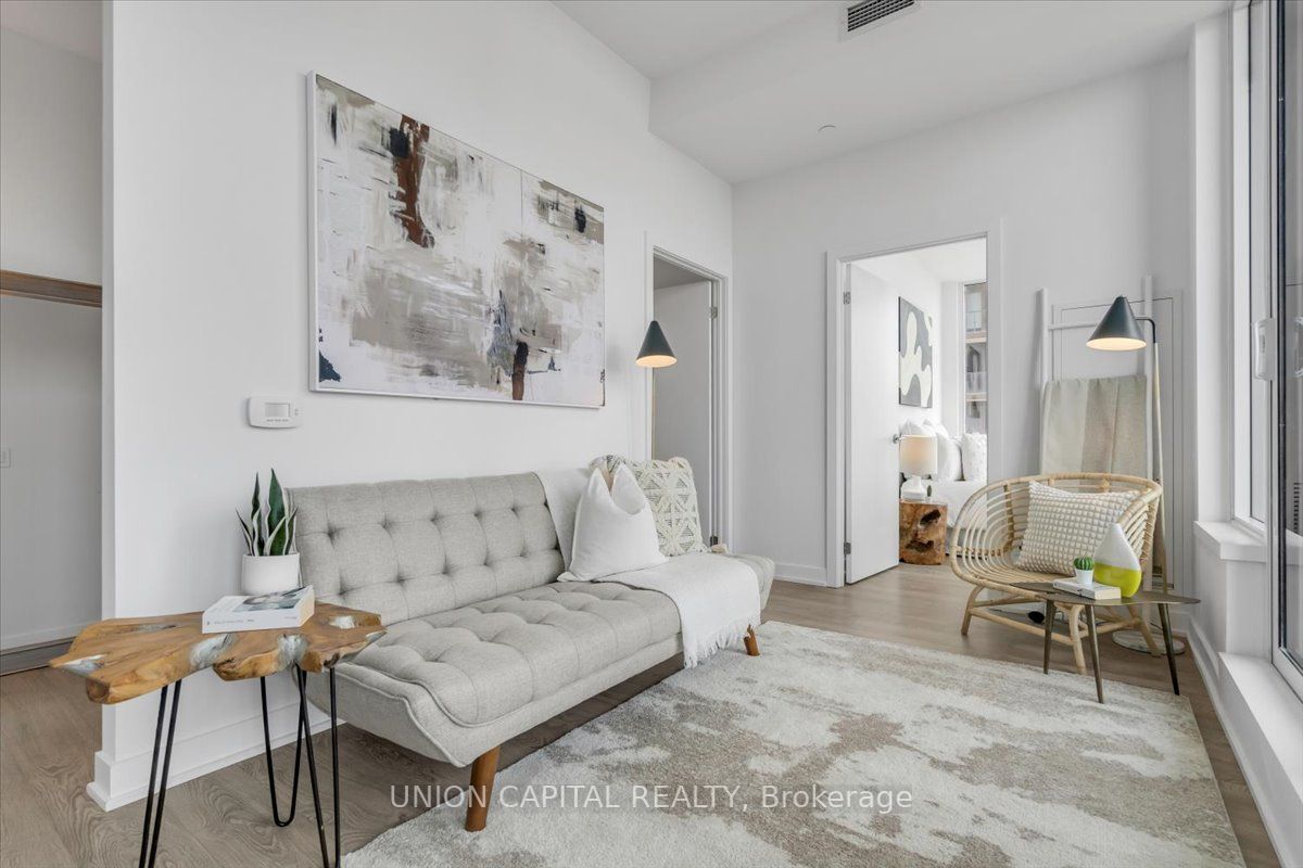 1926 Lakeshore Blvd W, #3216