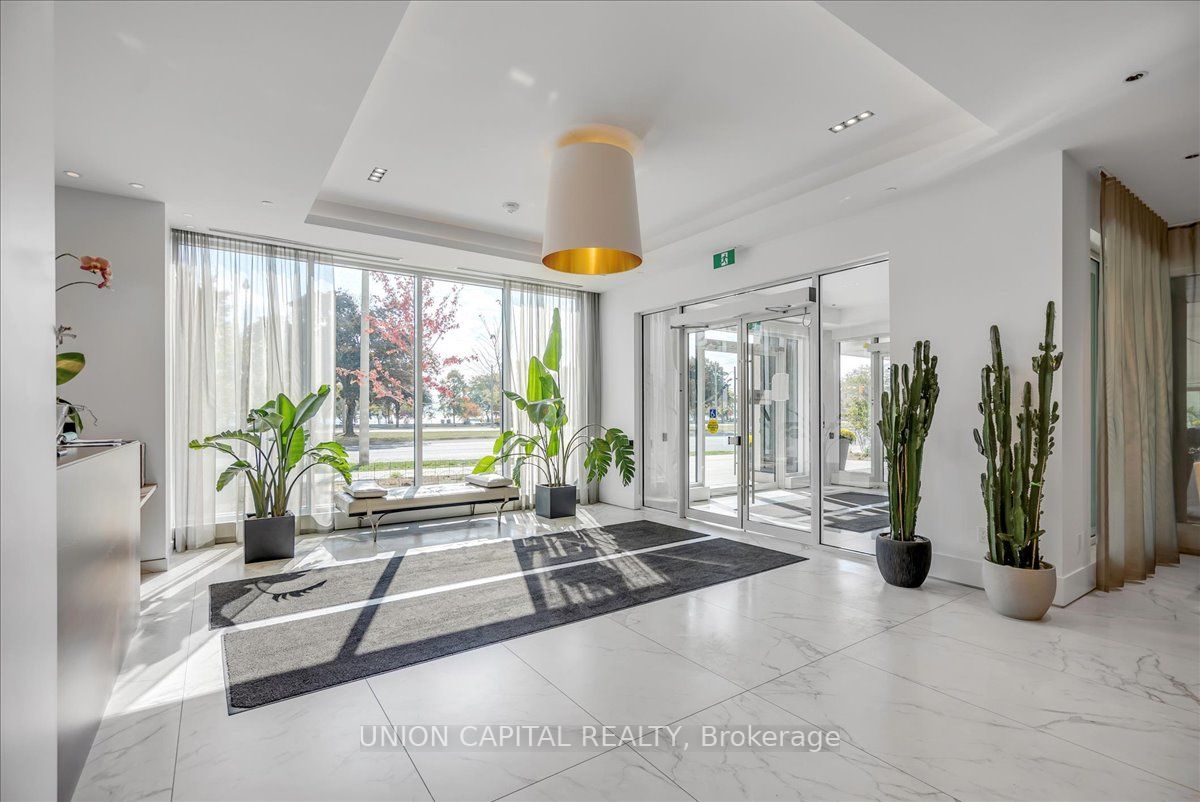 1926 Lakeshore Blvd W, #3216